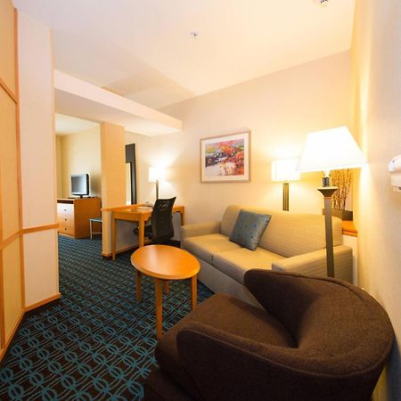 Fairfield Inn & Suites By Marriott Кордел Екстериор снимка