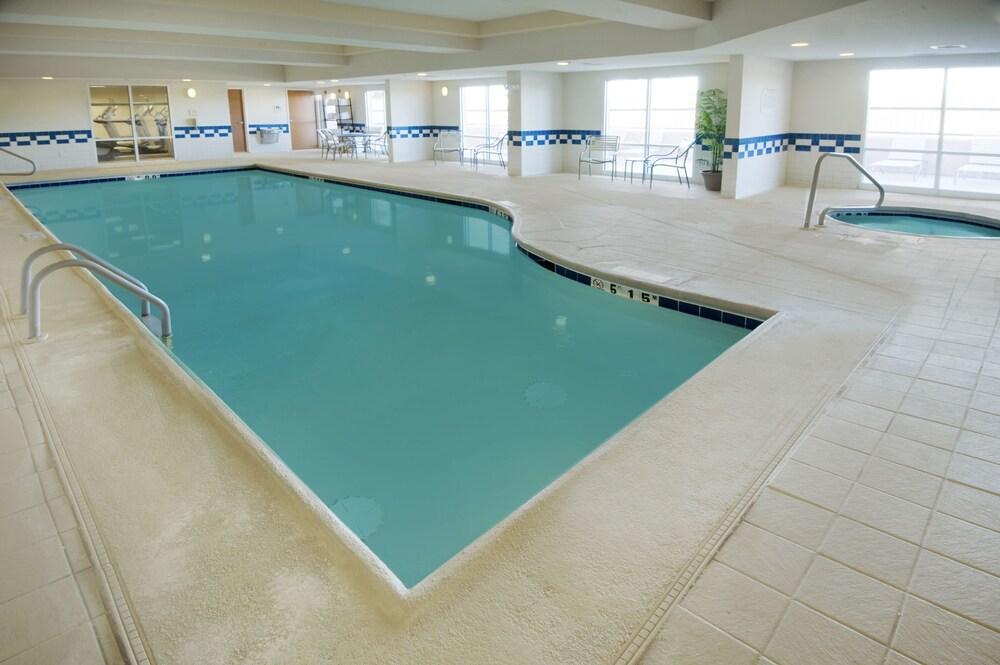 Fairfield Inn & Suites By Marriott Кордел Екстериор снимка