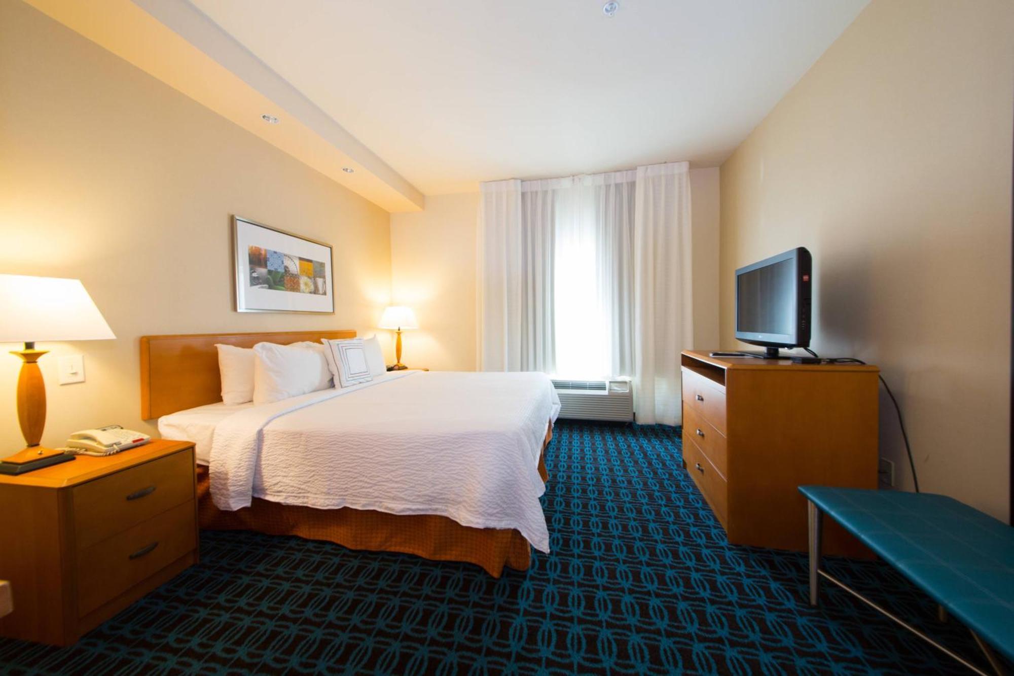 Fairfield Inn & Suites By Marriott Кордел Екстериор снимка